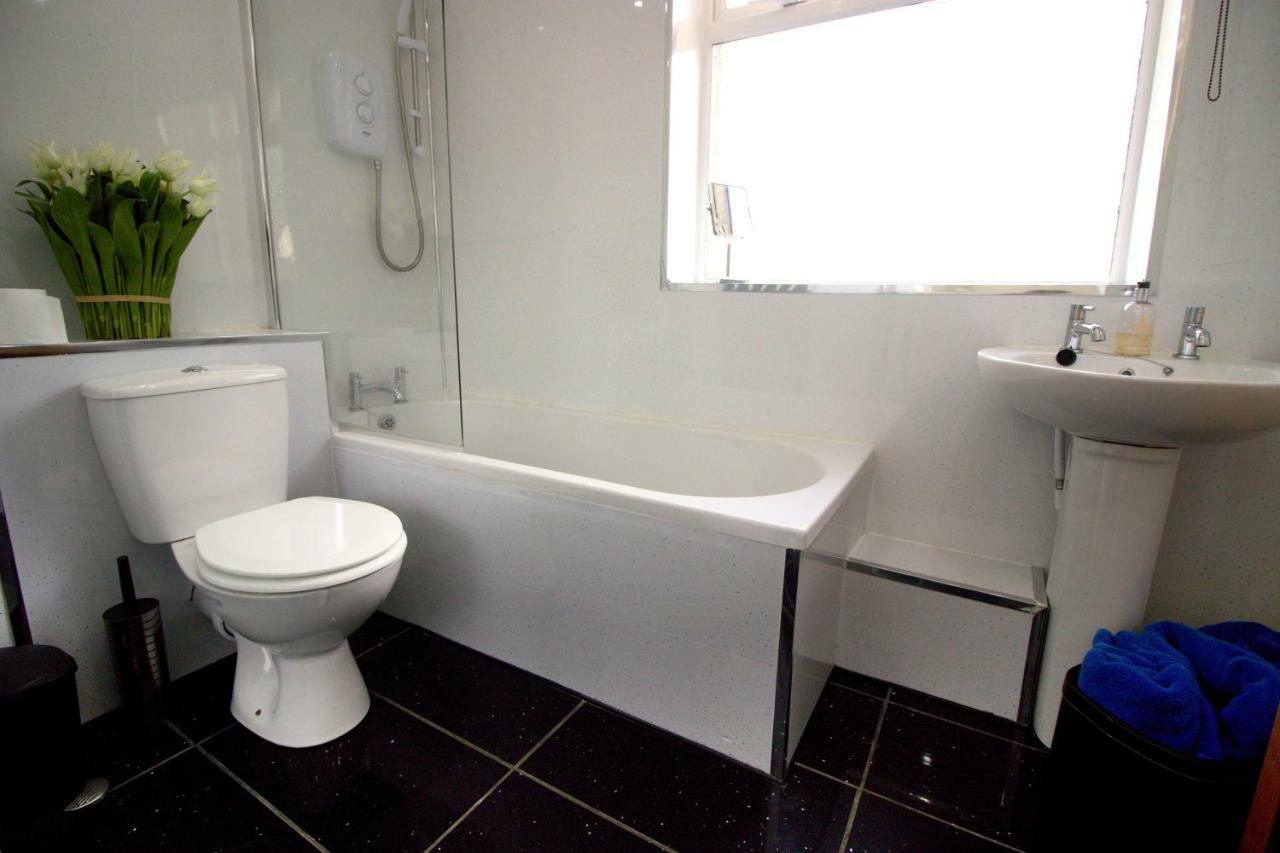Apartament The Marlfield Bellshill Zewnętrze zdjęcie